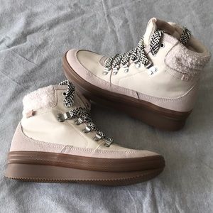 Brand new KEDS booties